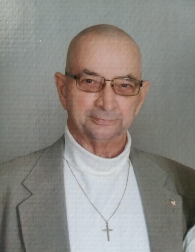 Robert Lora Sr.