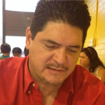 Roberto Ruiz Jr. Profile Photo