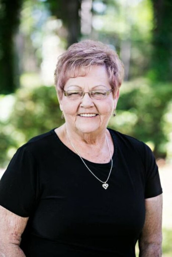 Shirley Edwards Seckinger