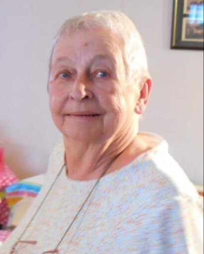 Esther May Stolberg's obituary image