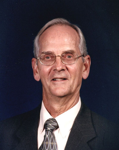 Lee E. Roberts Profile Photo