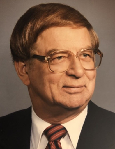 Lawrence E. Schnackenberg Profile Photo