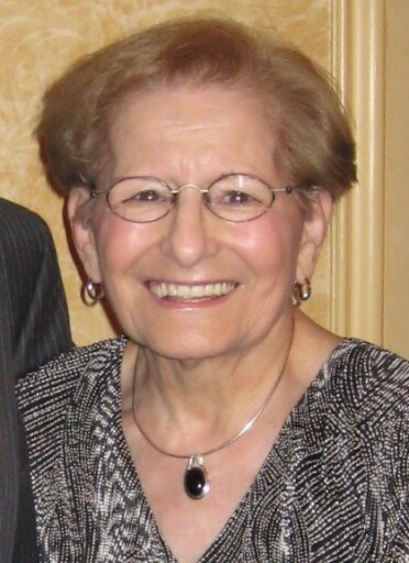 Yolanda Suminski