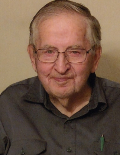 Julius Huth Profile Photo
