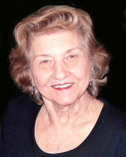 Mae Pogliano's obituary image