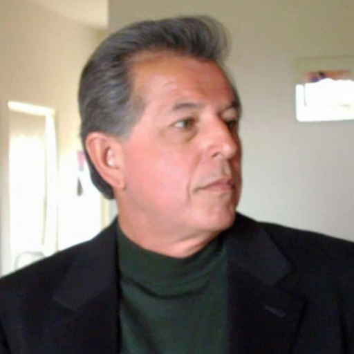 Manuel Lucero