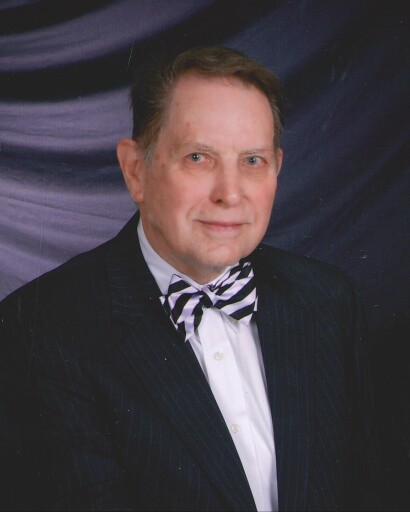 Thomas W. Carlisle Profile Photo