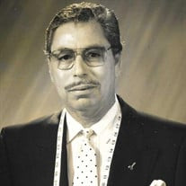 Nestor Manuel Ponce Profile Photo