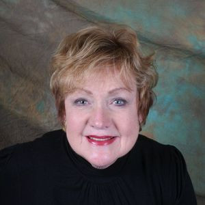 Julia Hatfield Profile Photo