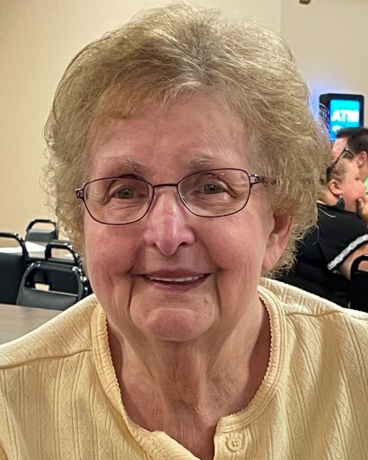 Regina M. (Madigan) Kutruff's obituary image