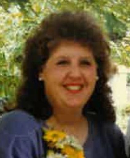 Vicki Lynn (Russell)  Jewett