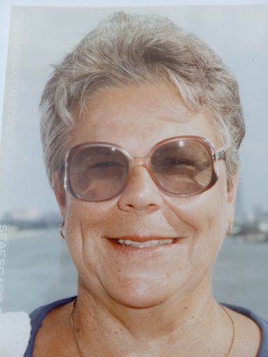 Dolores (Mary) Golomb