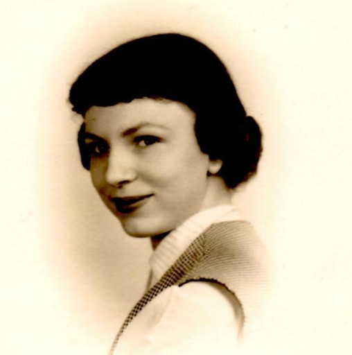 Agnes "Aggie" Tucker