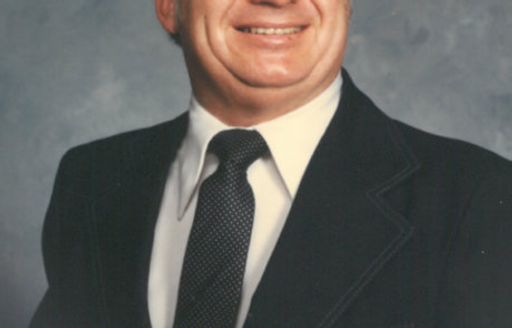 Robert L. “Bob” Gustin Profile Photo