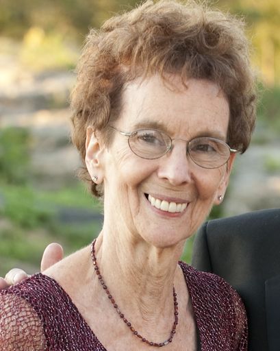 Lillian M. Vecchio's obituary image