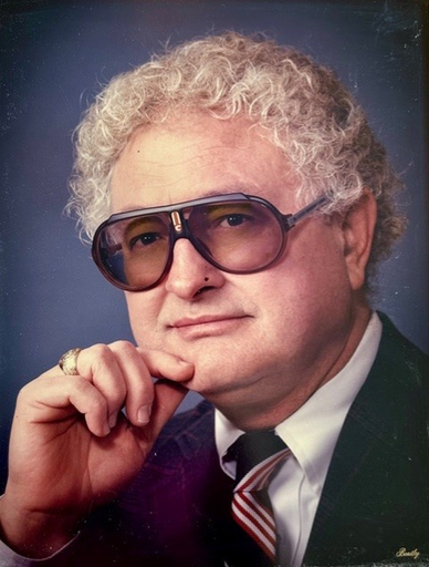 Louie Zimmerman Profile Photo