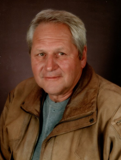Richard "Dick" Holderbaum Profile Photo