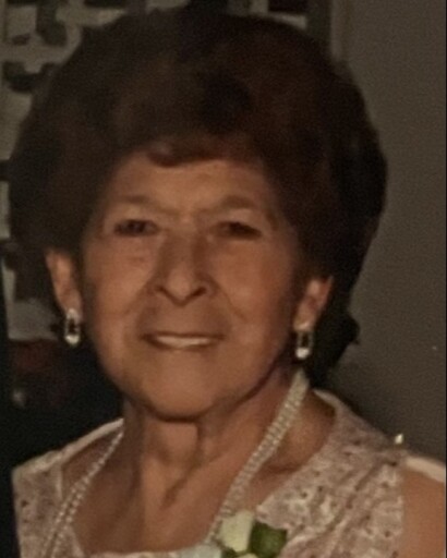 Lucille Flores's obituary image