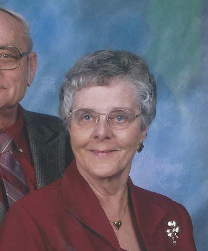 Delores Regina Tauer Nadeau