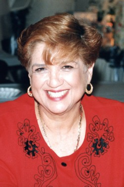 Dora Elia Cisneros