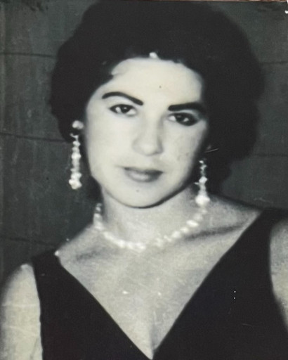Maria Julia Ramos