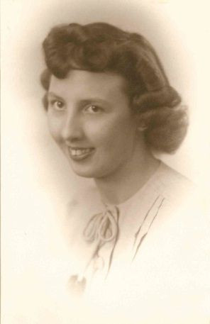 Lillian Elsie Mathews