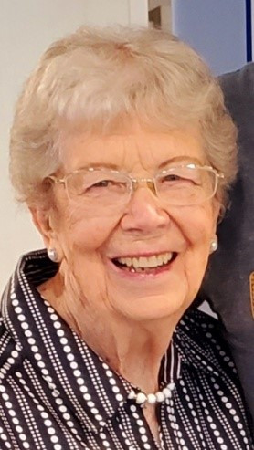 Marilyn J (Johnston)  Linker