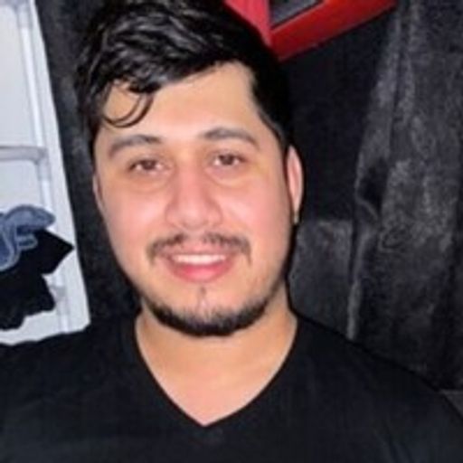 Alejandro Davalos Profile Photo