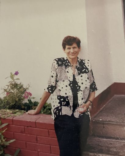 Dolly Betsy Acosta de Aguayo