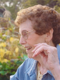 Muriel Lyons