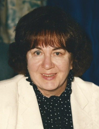 Maxine Shirtino