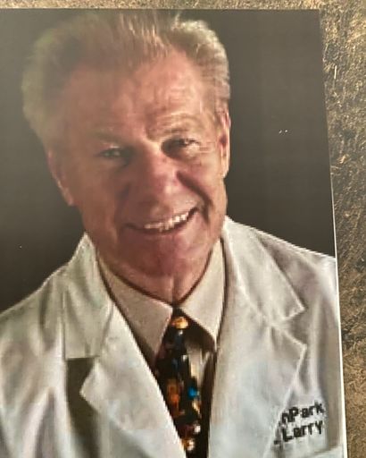 Picture of Dr. Larry L. Dunscombe