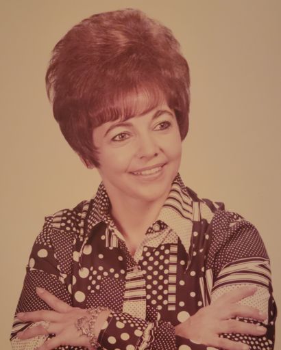 Jean Marie Macomb Profile Photo