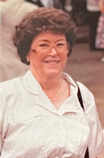 Lois Holmes Profile Photo