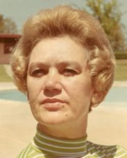 Clara Cox Profile Photo