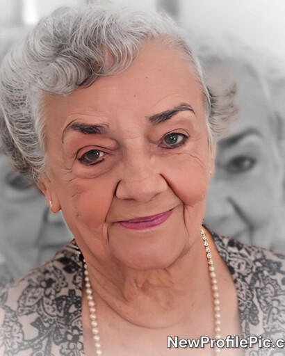Maria Luisa Velazquez's obituary image