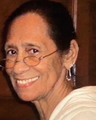 Ninotchka Marlita Porter's obituary image