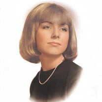 Lynn Holdsworth Profile Photo