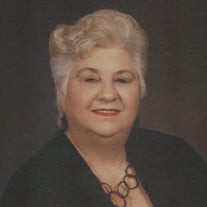 Mrs. Annie "Ann" Mae Lynch Profile Photo