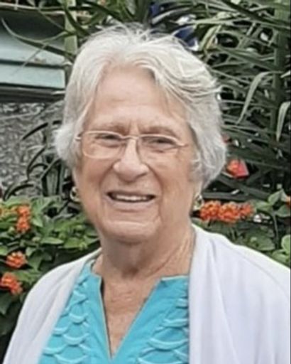 Marlene Smith Warren