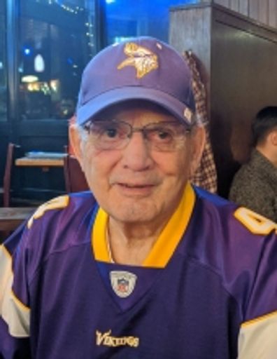 Robert E. "Bob" Metcalf Profile Photo
