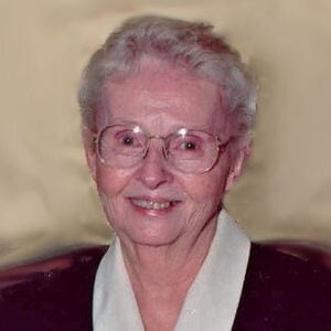 Joanne E. Vondenhuevel