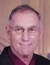 Dwight  Fuller Profile Photo