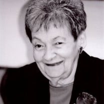 Estelle Blomquist Profile Photo