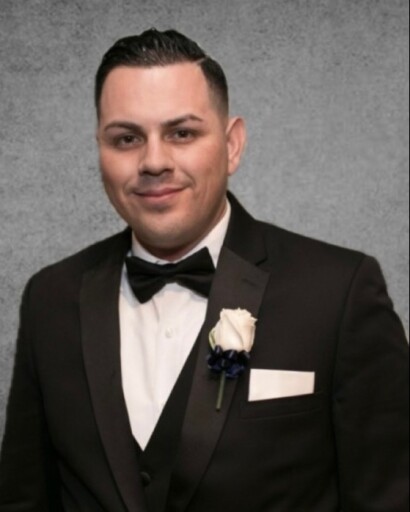 Gilberto Vera, Jr Profile Photo