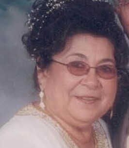 Maria Isabel "Chavelita" Luna