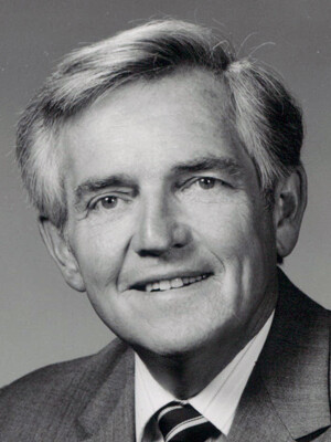 Robert V. Hovelson Profile Photo