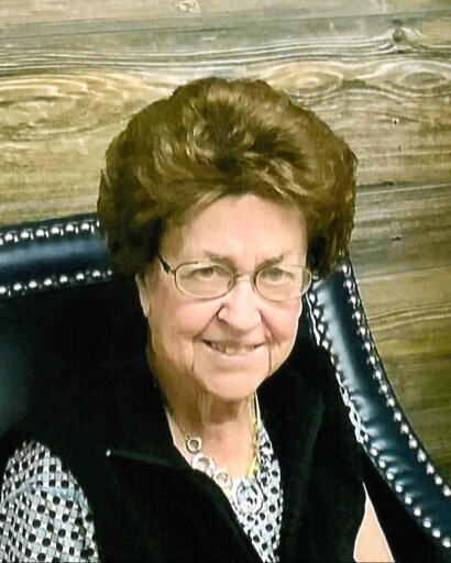 Mary Lou Yoder's obituary image