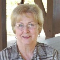 Carolyn Hennessey Profile Photo