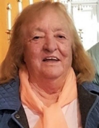 Julie Marie Heffernan Profile Photo